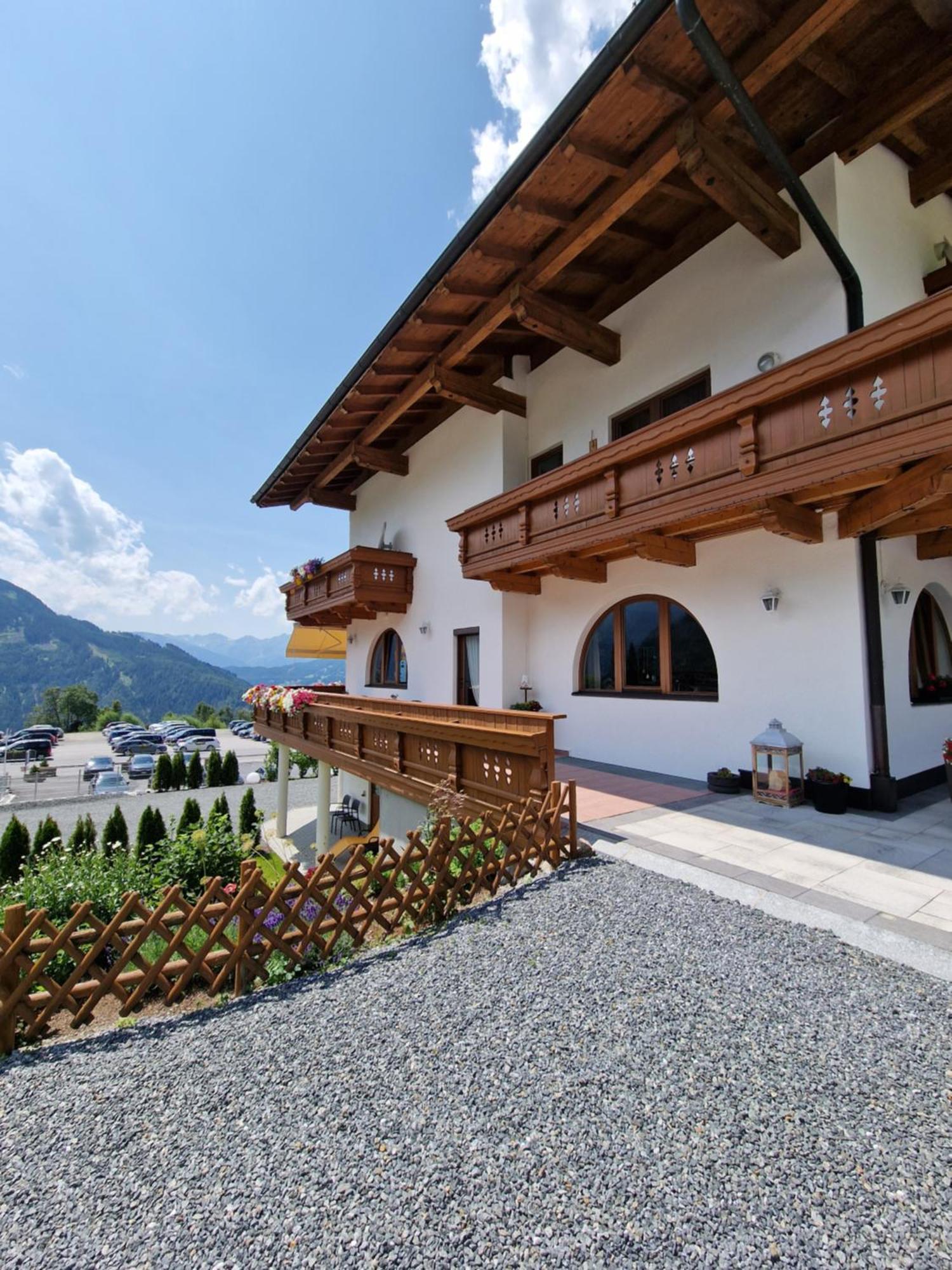 Hotel Romantica Jerzens Kültér fotó